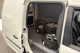 Valkoinen Volkswagen CADDY 2016 kuva 11.