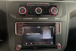 sininen Volkswagen Caddy 2016 kuva 17.
