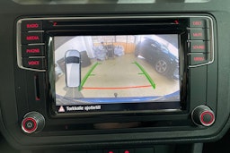 sininen Volkswagen Caddy 2016 kuva 18.