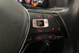 sininen Volkswagen Caddy 2016 kuva 19.
