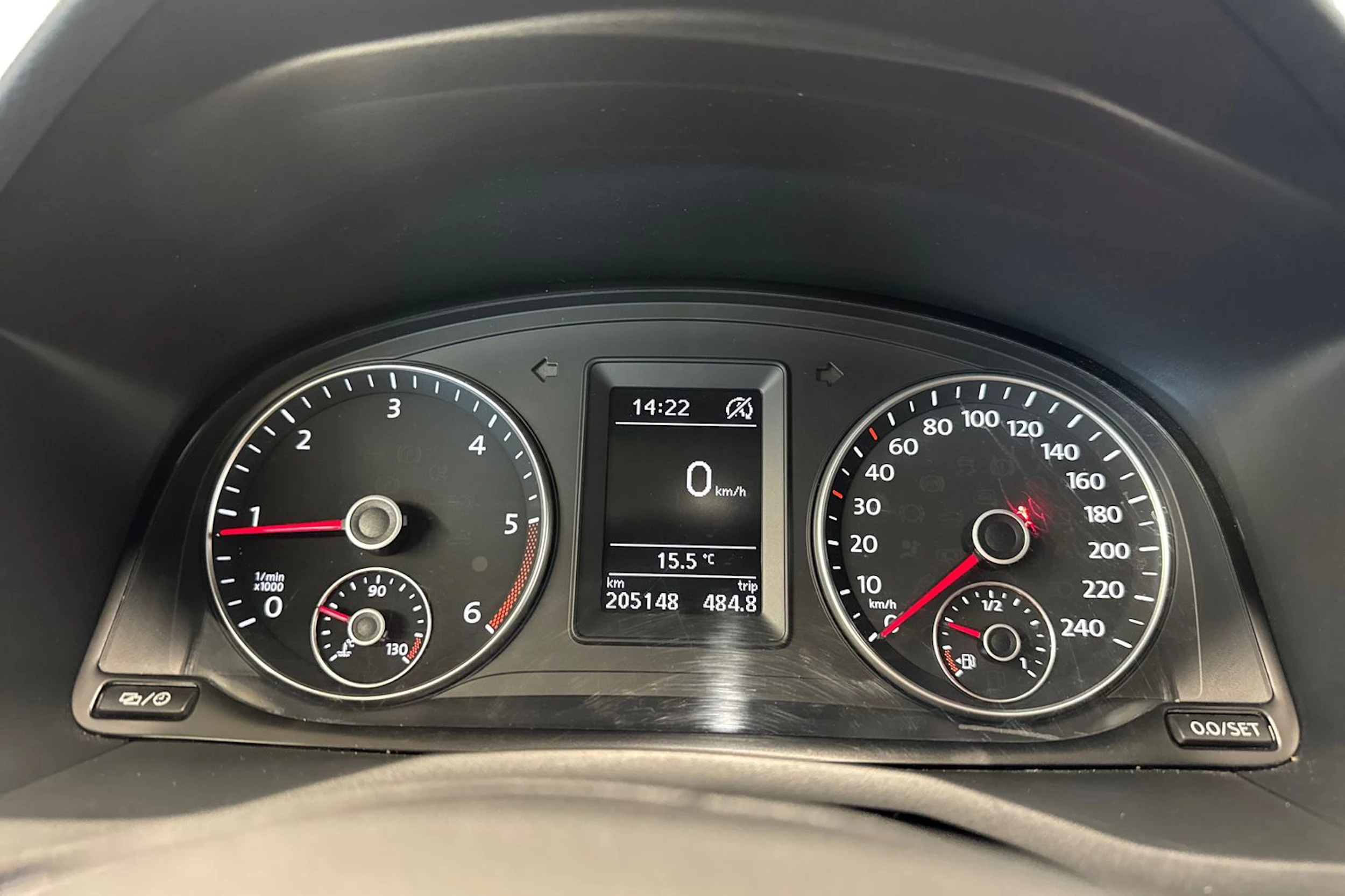 musta Volkswagen Caddy 2016 kuva 15.