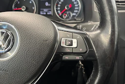 musta Volkswagen Caddy 2016 kuva 17.