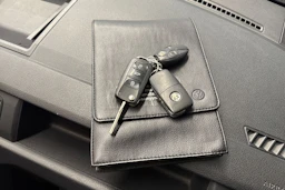 musta Volkswagen Caddy 2016 kuva 24.