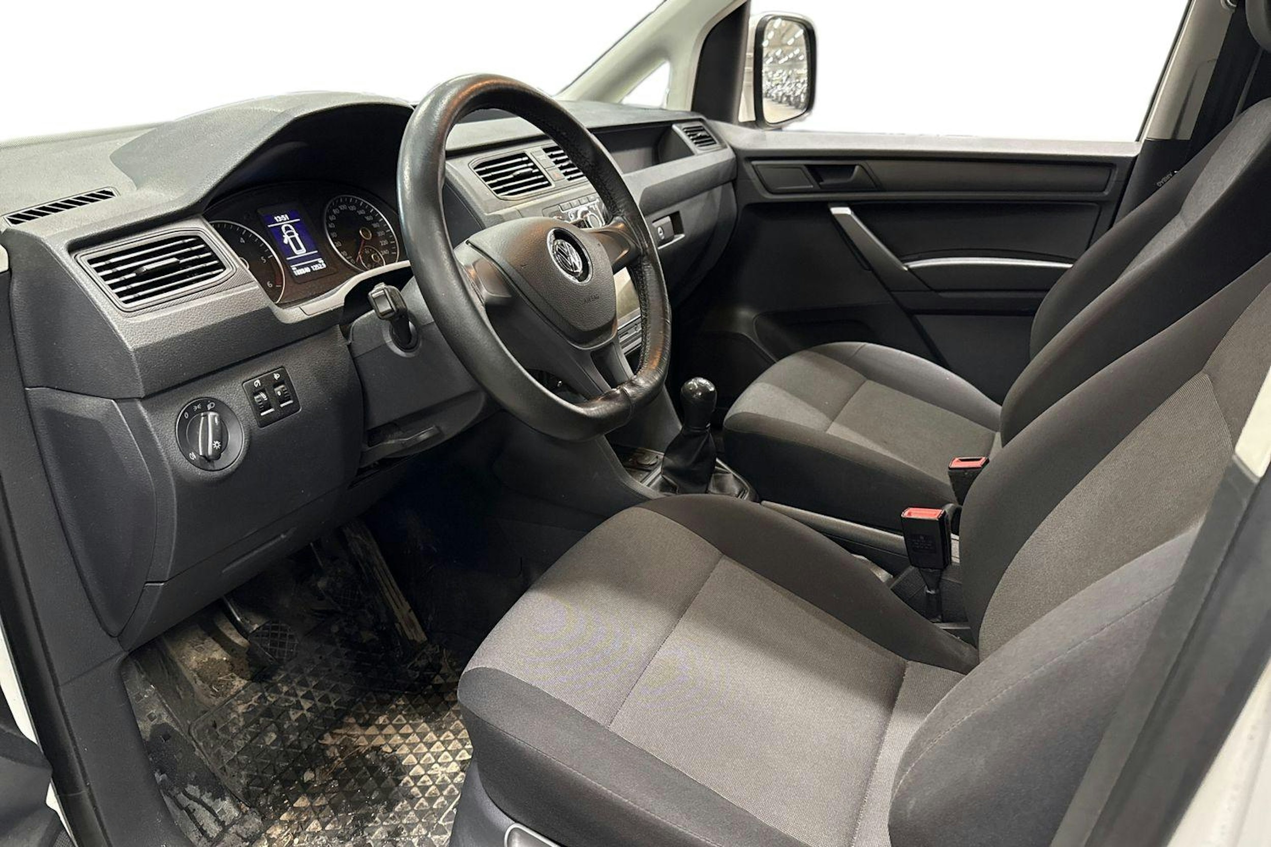Valkoinen Volkswagen CADDY 2016 kuva 3.