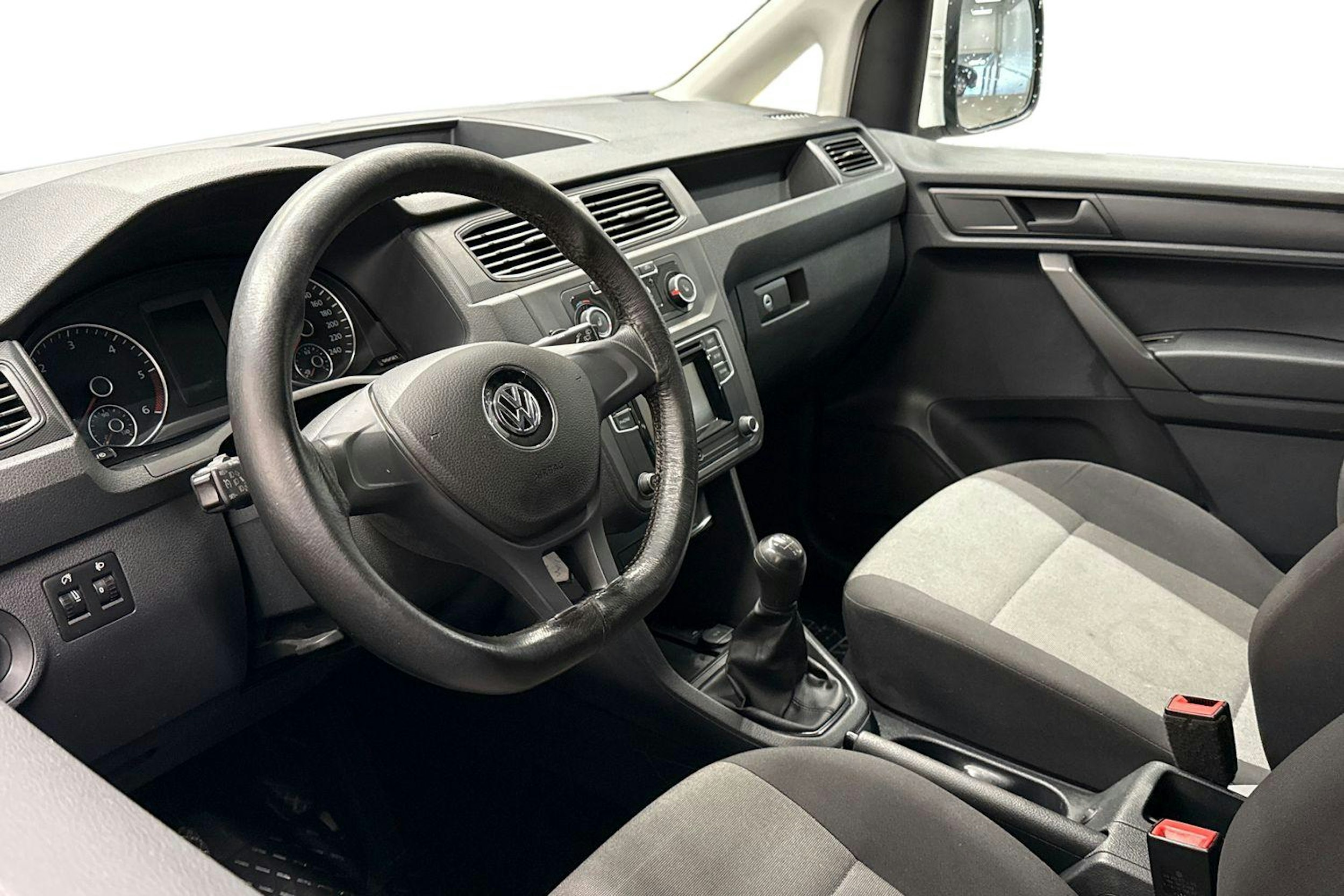 Valkoinen Volkswagen CADDY 2016 kuva 8.