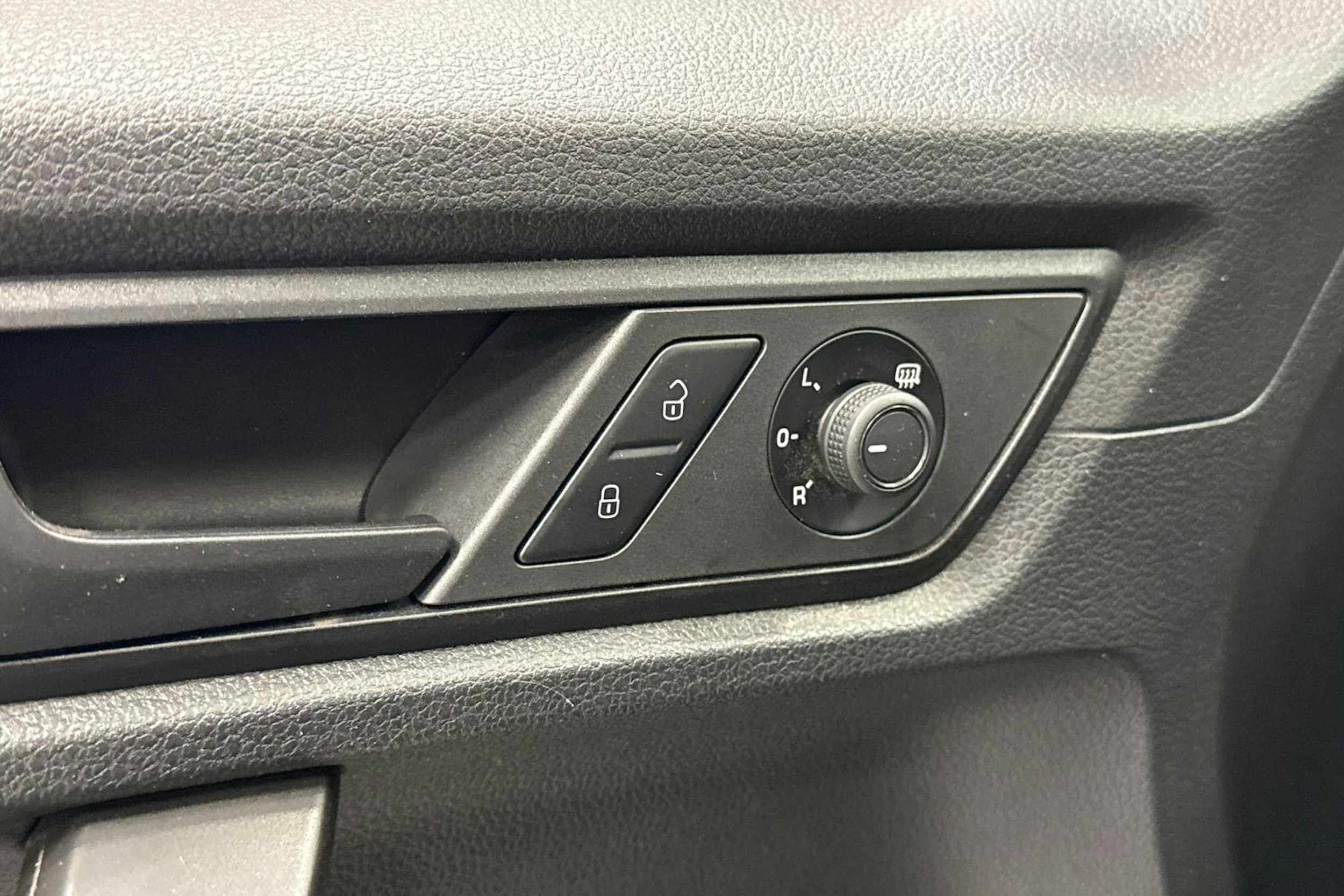 Valkoinen Volkswagen CADDY 2016 kuva 19.