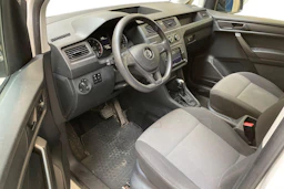 valkoinen Volkswagen Caddy 2017 kuva 8.