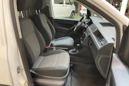 valkoinen Volkswagen Caddy 2017 kuva 17.