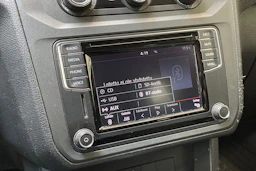 valkoinen Volkswagen Caddy 2017 kuva 24.