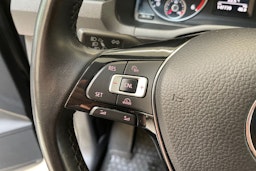 musta Volkswagen Caddy 2017 kuva 26.