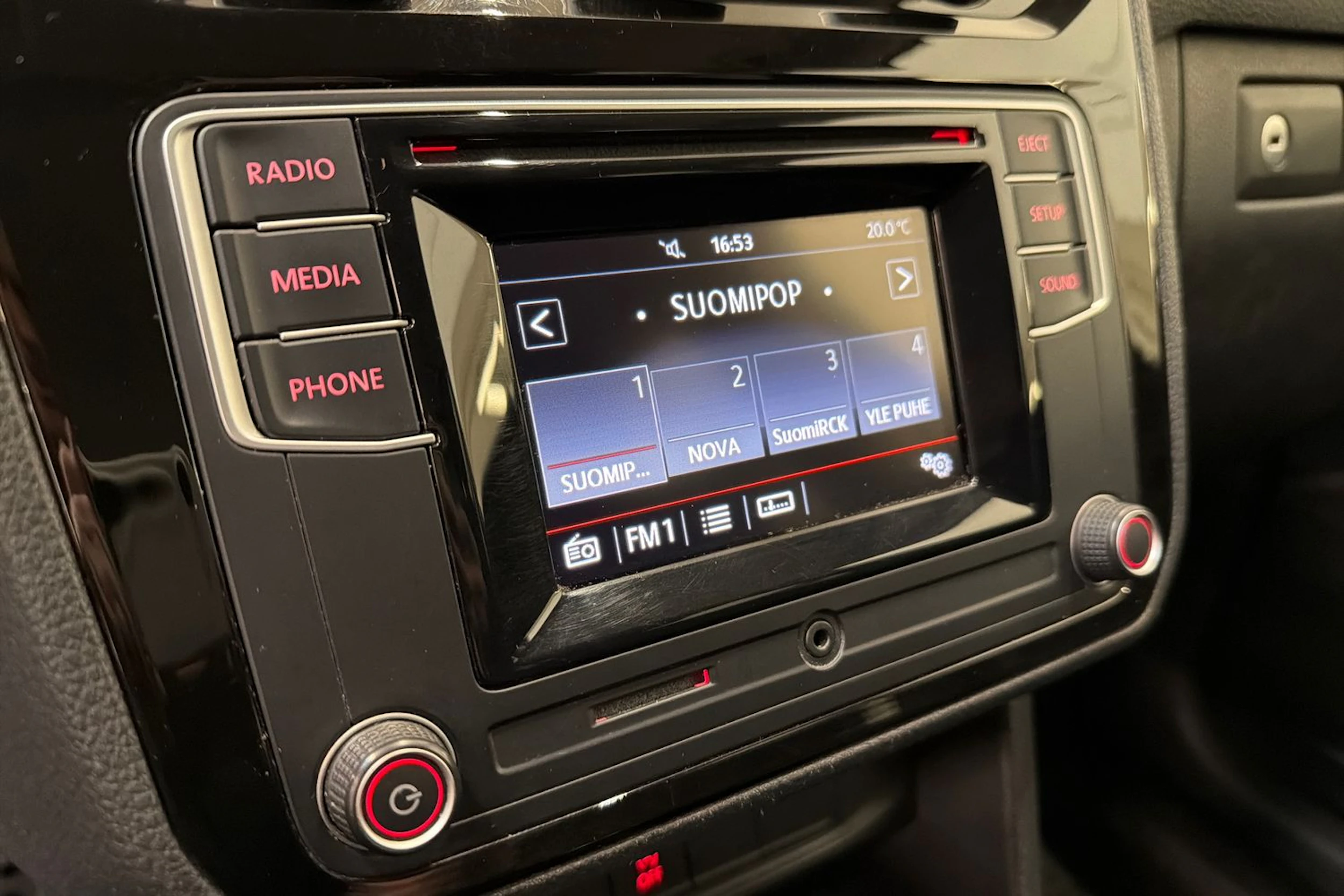 musta Volkswagen Caddy 2017 kuva 16.