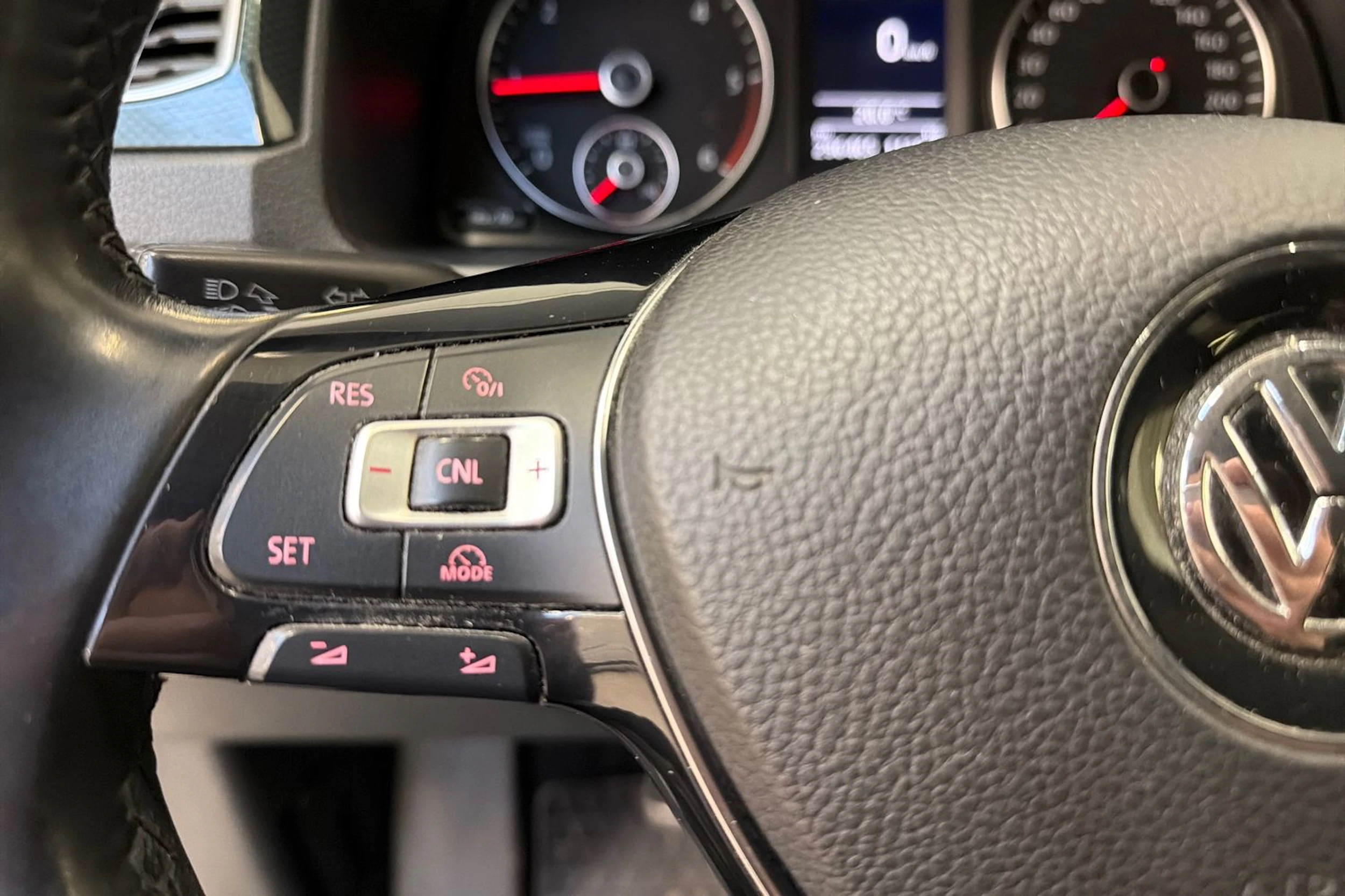 musta Volkswagen Caddy 2017 kuva 19.