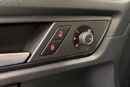 musta Volkswagen Caddy 2017 kuva 22.