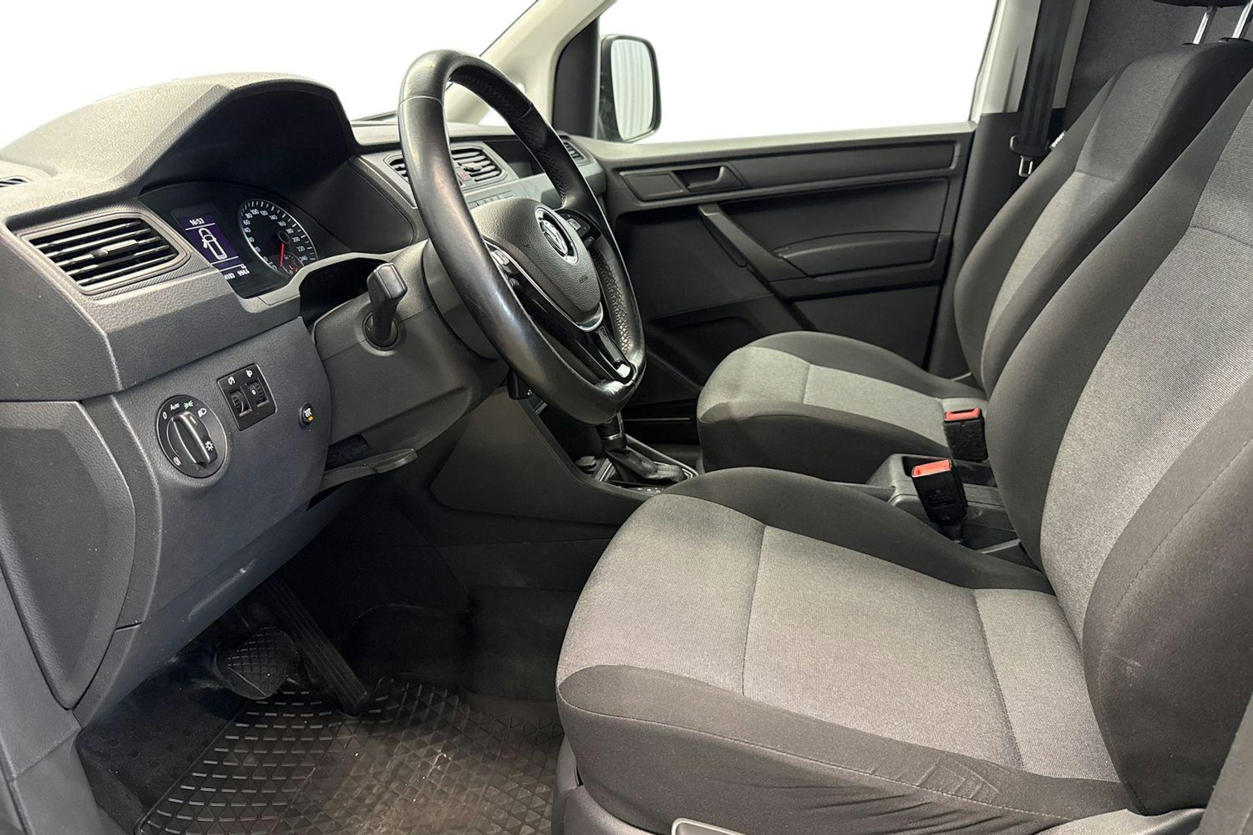 valkoinen Volkswagen Caddy Maxi 2017 kuva 7.