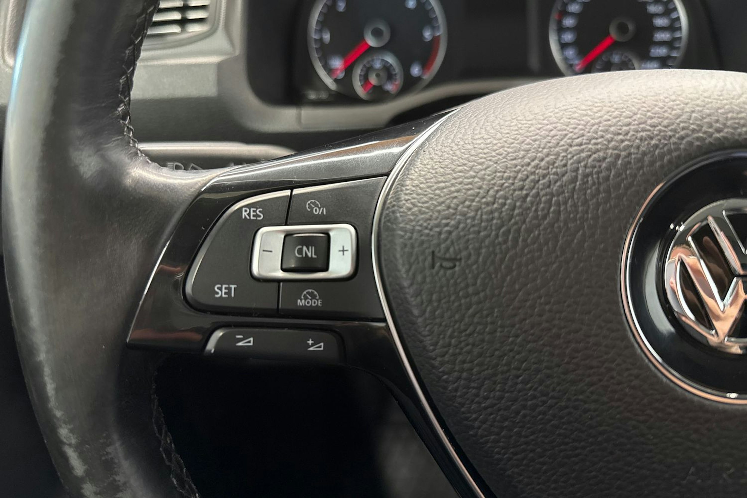 valkoinen Volkswagen Caddy Maxi 2017 kuva 14.