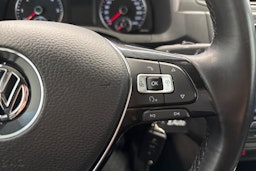 valkoinen Volkswagen Caddy Maxi 2017 kuva 15.