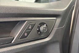 valkoinen Volkswagen Caddy Maxi 2017 kuva 18.
