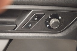 valkoinen Volkswagen Caddy 2018 kuva 17.