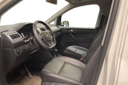 valkoinen Volkswagen Caddy 2018 kuva 3.