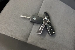 ruskea (beige) Volkswagen Caddy 2018 kuva 17.