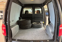 ruskea (beige) Volkswagen Caddy 2018 kuva 18.