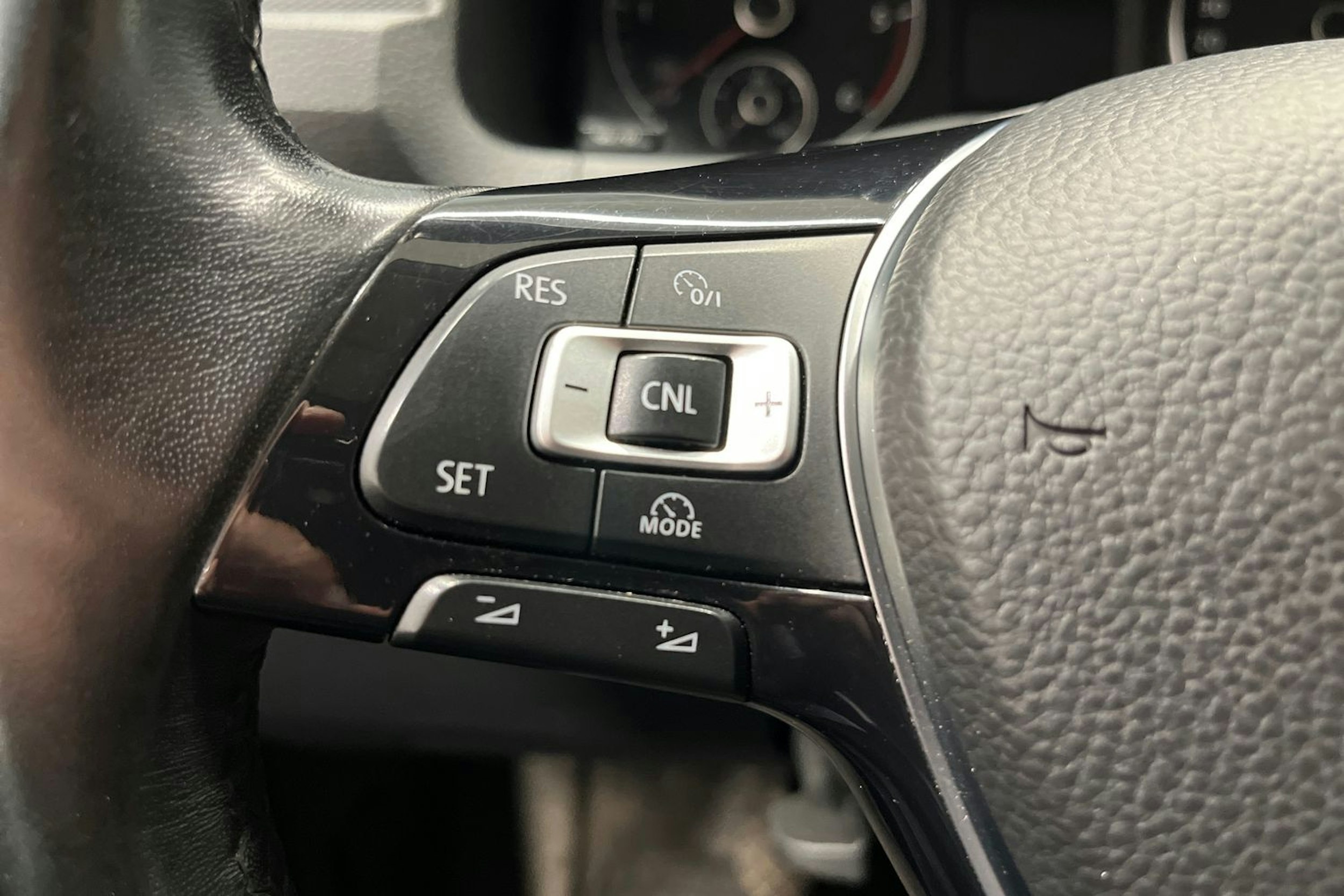 musta Volkswagen Caddy 2018 kuva 17.