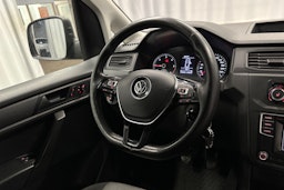 sininen Volkswagen Caddy 2018 kuva 17.