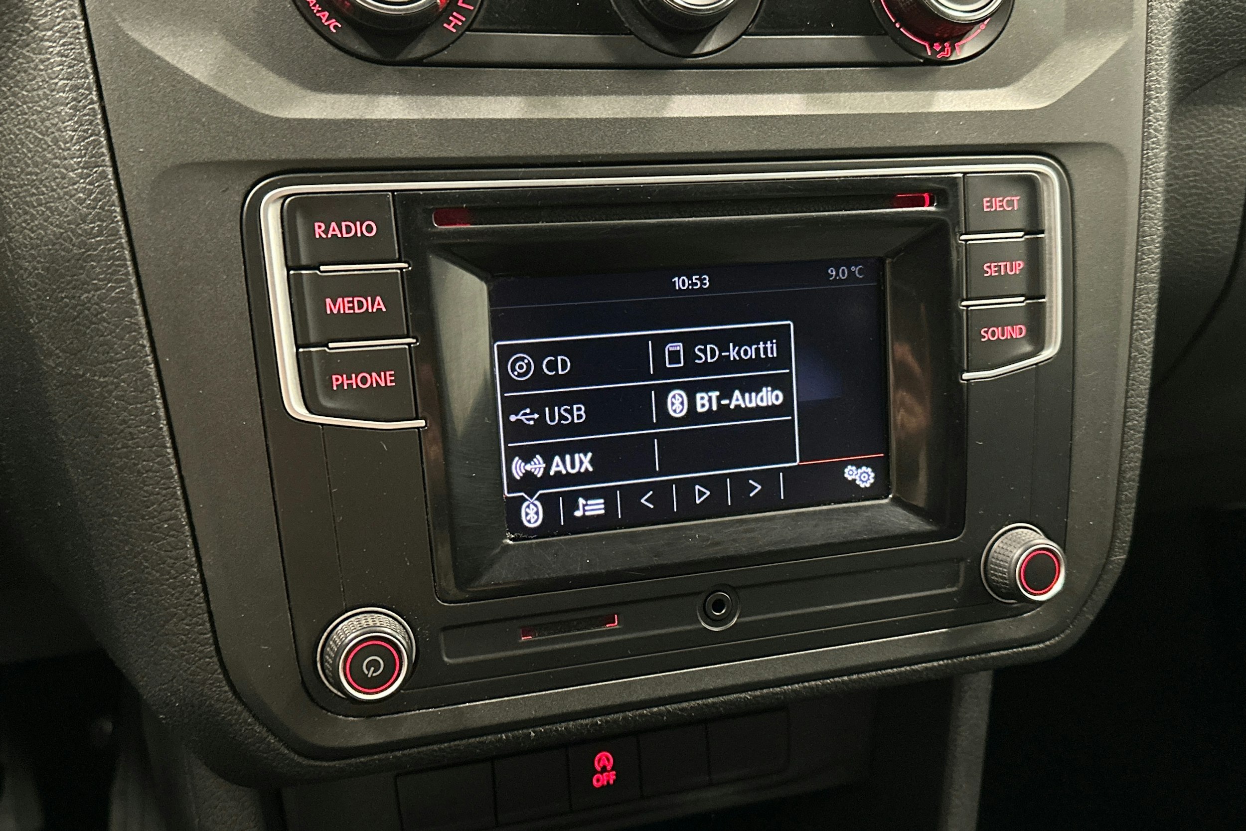 sininen Volkswagen Caddy 2018 kuva 24.