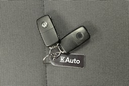 sininen Volkswagen Caddy 2018 kuva 28.