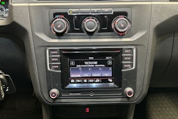 sininen Volkswagen Caddy 2018 kuva 27.