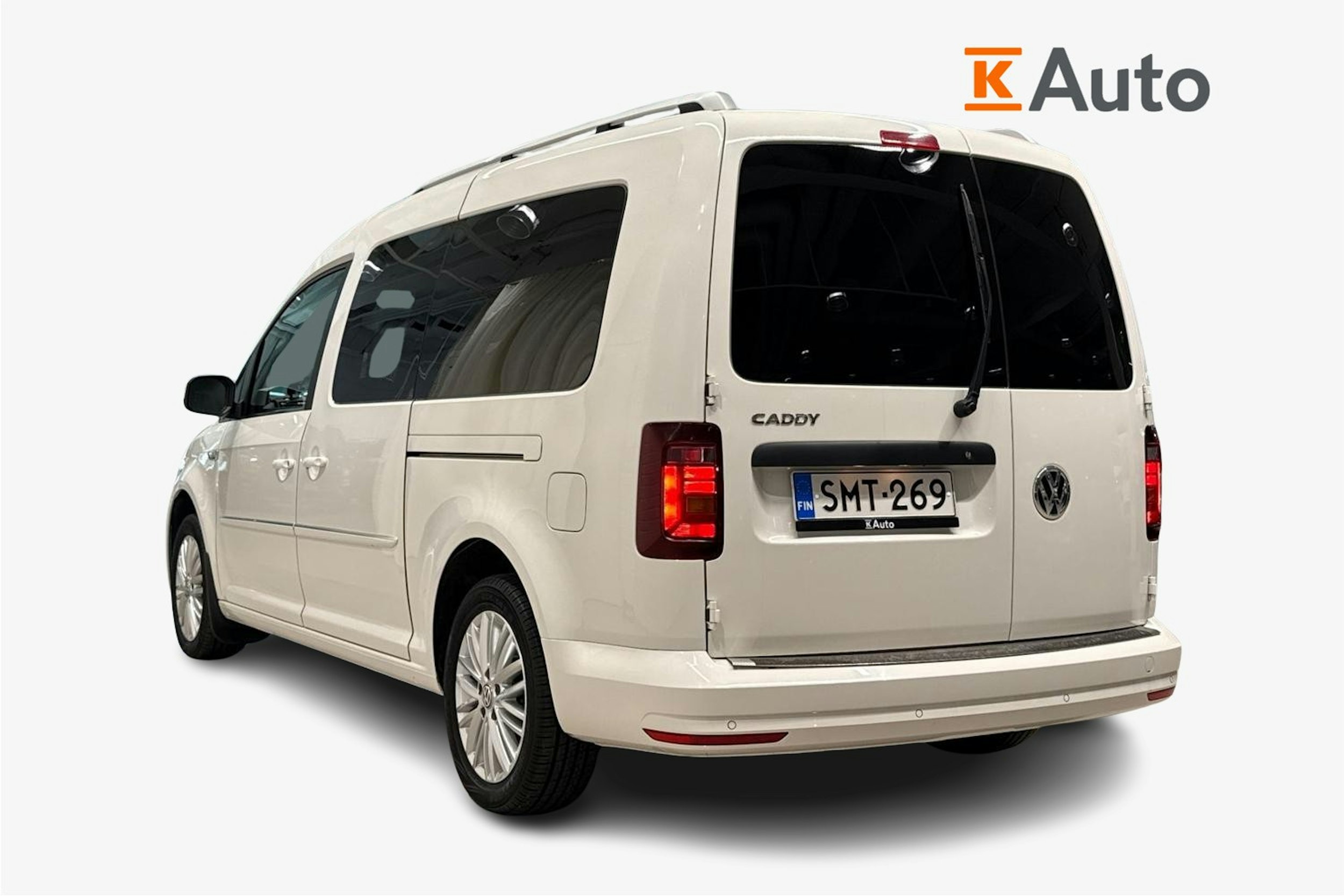 Valkoinen Volkswagen Caddy 2018 kuva 2.