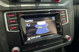 sininen Volkswagen Caddy 2018 kuva 19.