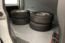 valkoinen Volkswagen Caddy 2018 kuva 11.