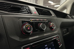 musta Volkswagen Caddy 2019 kuva 17.