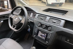 valkoinen Volkswagen Caddy 2019 kuva 13.