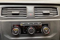valkoinen Volkswagen Caddy 2019 kuva 23.