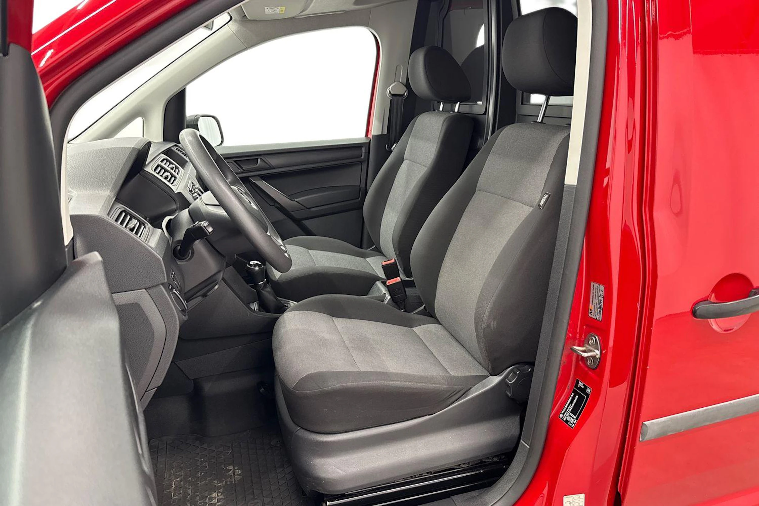 punainen Volkswagen Caddy 2020 kuva 8.