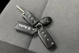 punainen Volkswagen Caddy 2020 kuva 14.