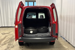 punainen Volkswagen Caddy 2019 kuva 19.