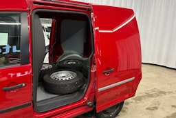 punainen Volkswagen Caddy 2019 kuva 23.