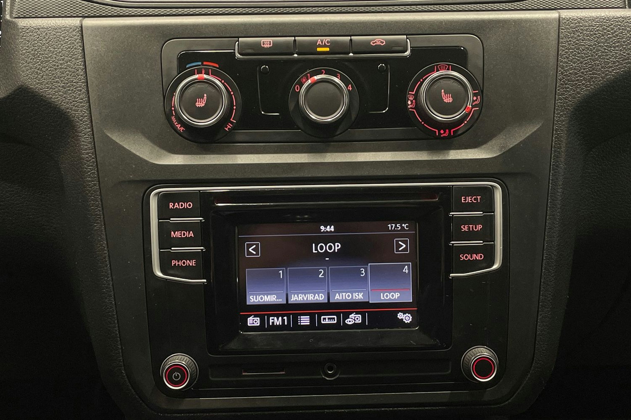 valkoinen Volkswagen Caddy 2019 kuva 13.