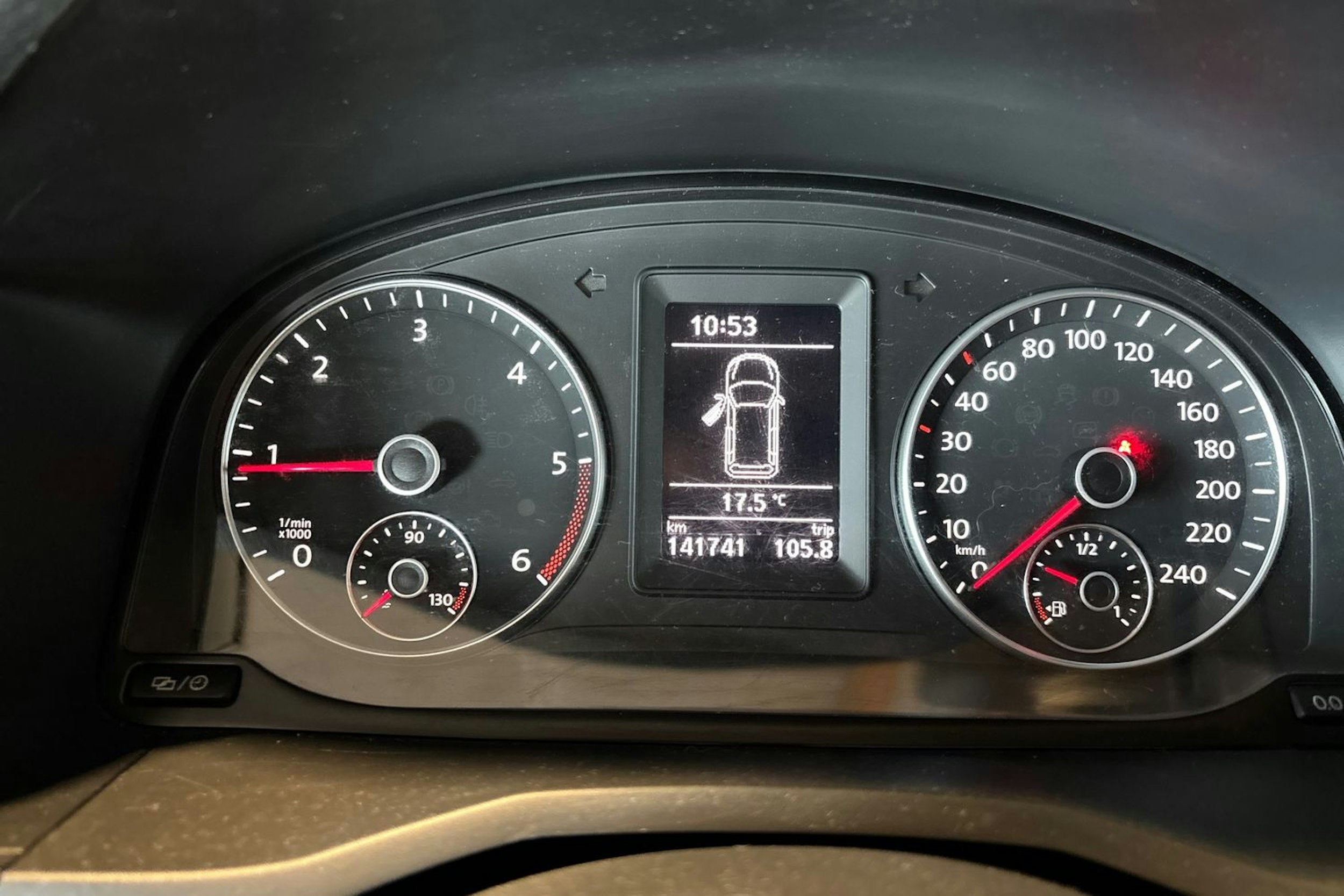 Ruskea (beige) Volkswagen CADDY 2019 kuva 16.