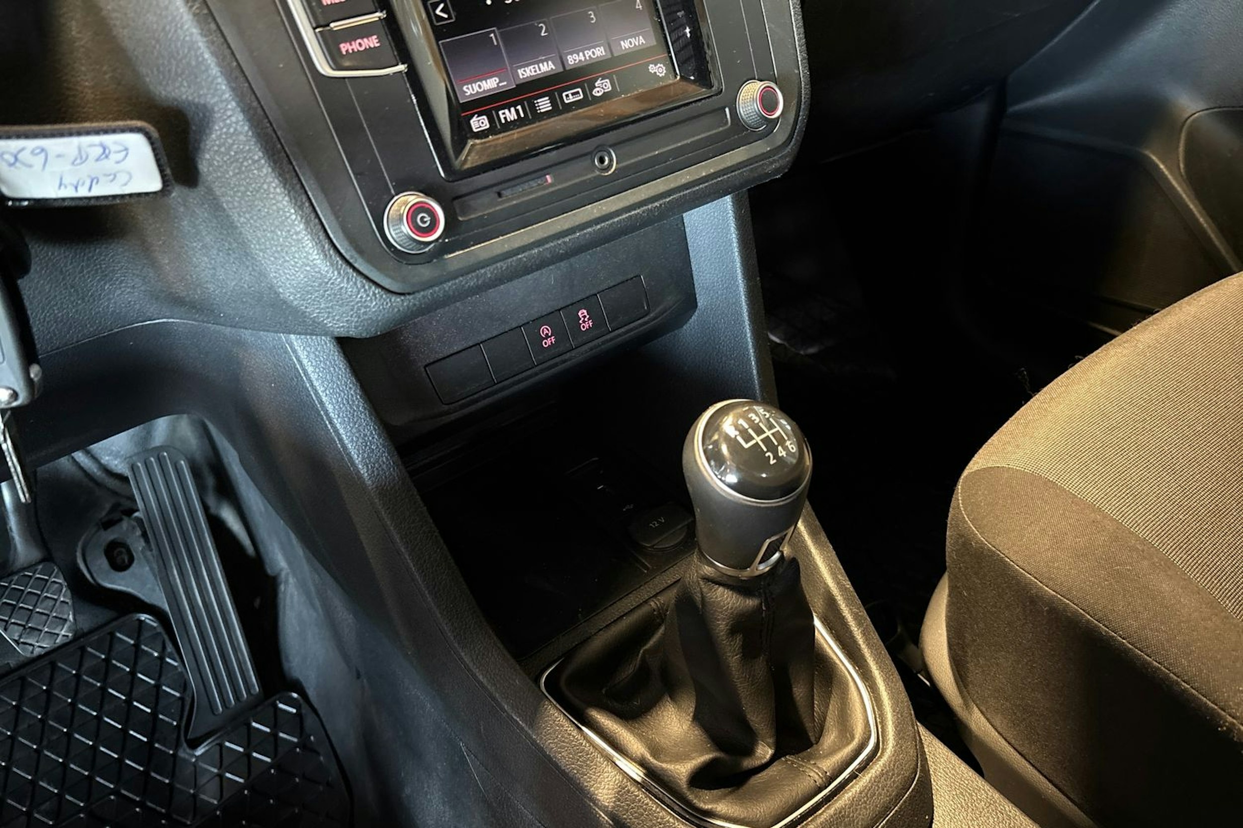 Ruskea (beige) Volkswagen CADDY 2019 kuva 19.