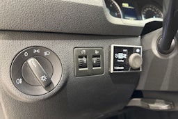Valkoinen Volkswagen Caddy 2019 kuva 20.