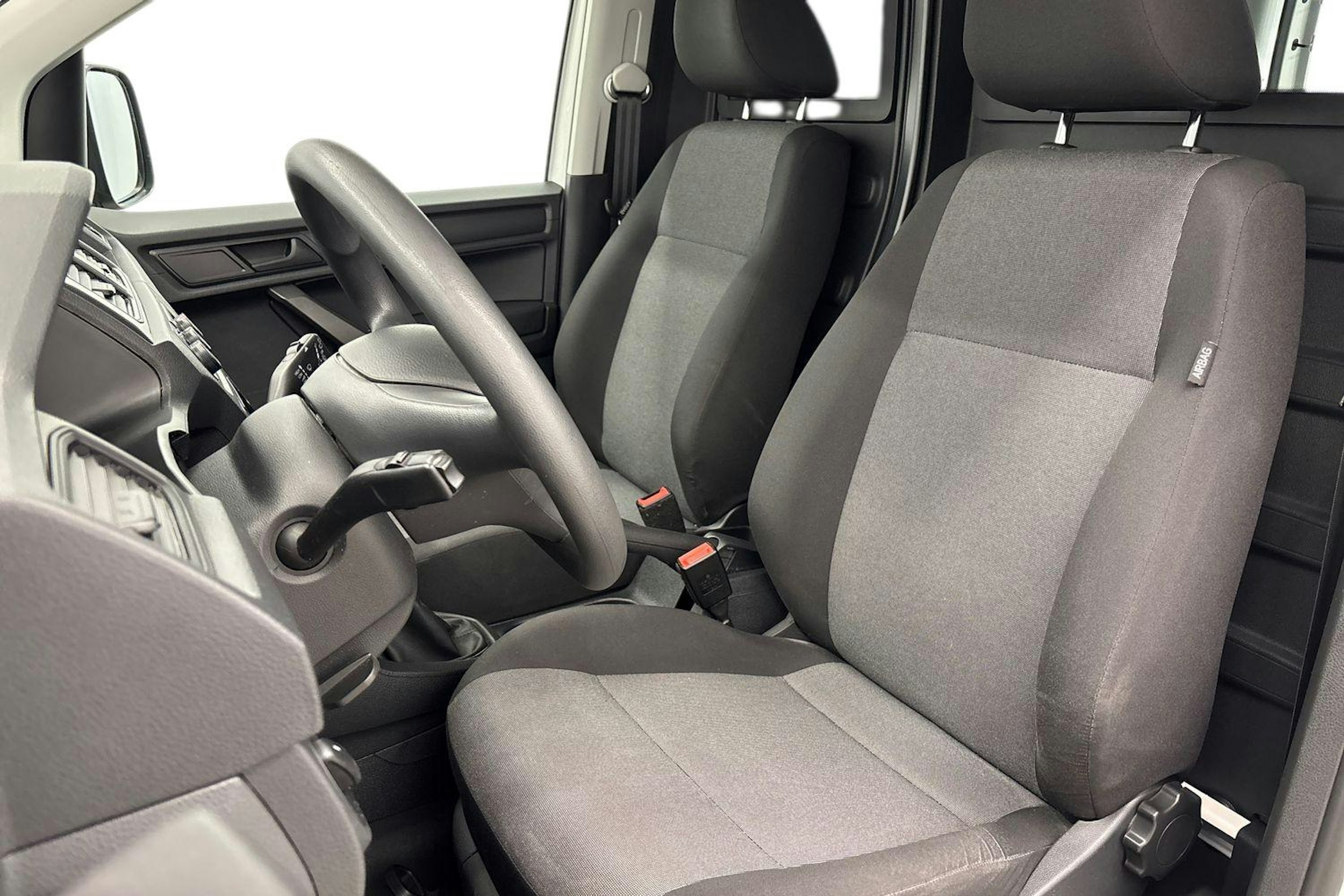 valkoinen Volkswagen Caddy 2019 kuva 10.