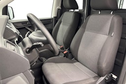 valkoinen Volkswagen Caddy 2019 kuva 10.