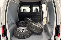 valkoinen Volkswagen Caddy 2019 kuva 14.