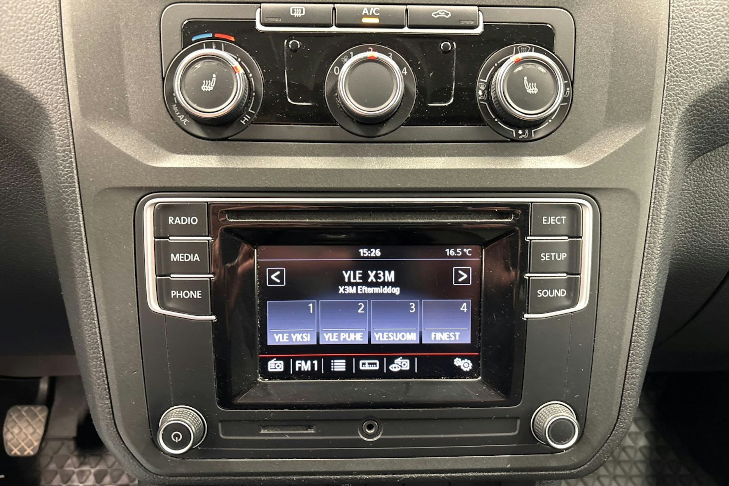 valkoinen Volkswagen Caddy 2019 kuva 17.