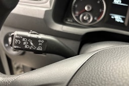 valkoinen Volkswagen Caddy 2019 kuva 18.