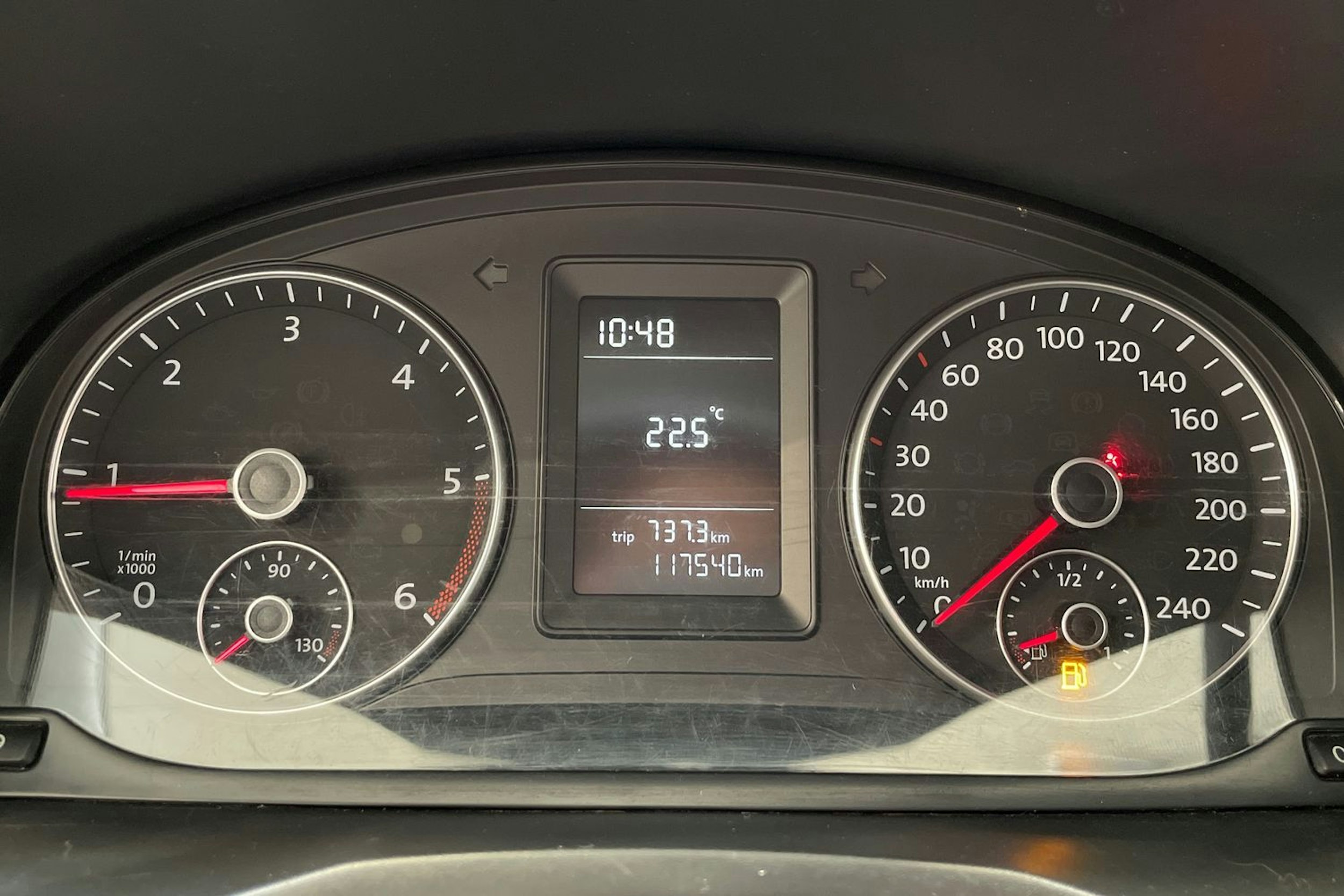 valkoinen Volkswagen Caddy 2019 kuva 18.